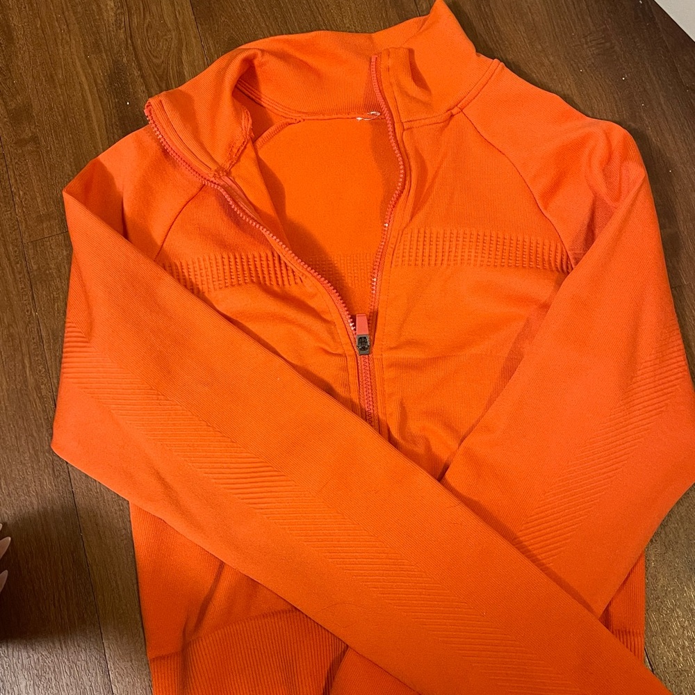 Fabletics Seameless Cropped Zip - Xs - image 6